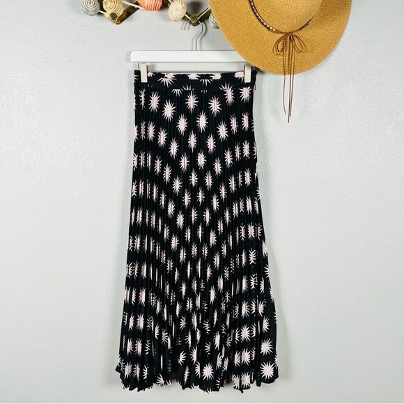 NWOT Anthropologie The Isobel Silky Pleated Maxi Skirt Black/Pink Size XS - Picture 2 of 10